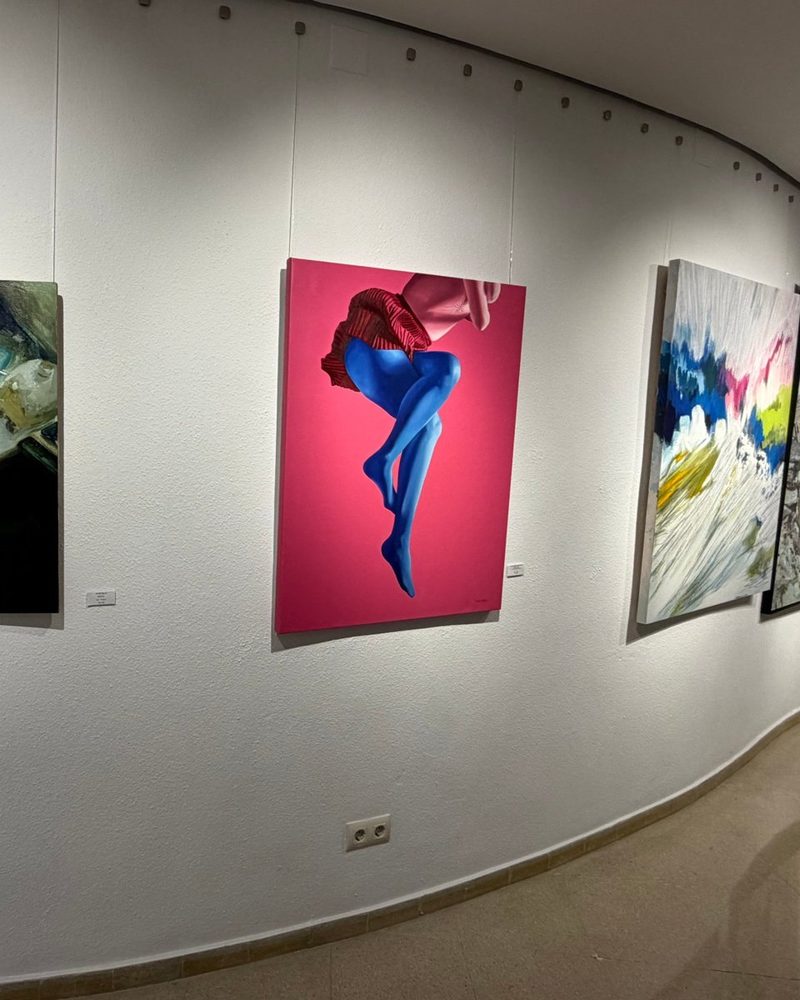 Vista de sala: Ingravidez (pausa expandida), XLI Concurso de Pintura Vila de Puçol, 2026